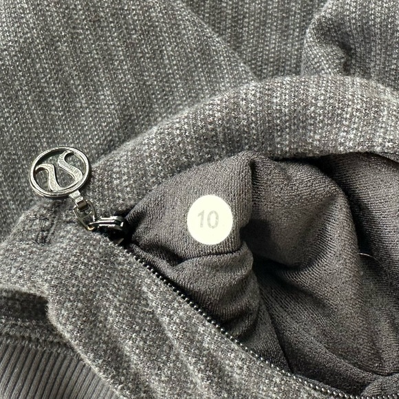 Lululemon stripe gray black pique Bhakti zip jacket asymmetric Luon 10 - Picture 5 of 17